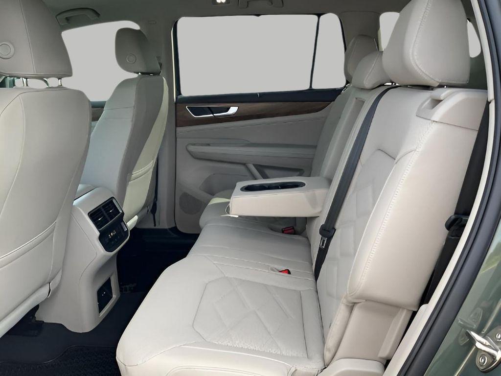 new 2026 Volkswagen Atlas car, priced at $48,022