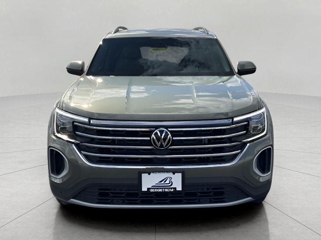 new 2026 Volkswagen Atlas car, priced at $48,022