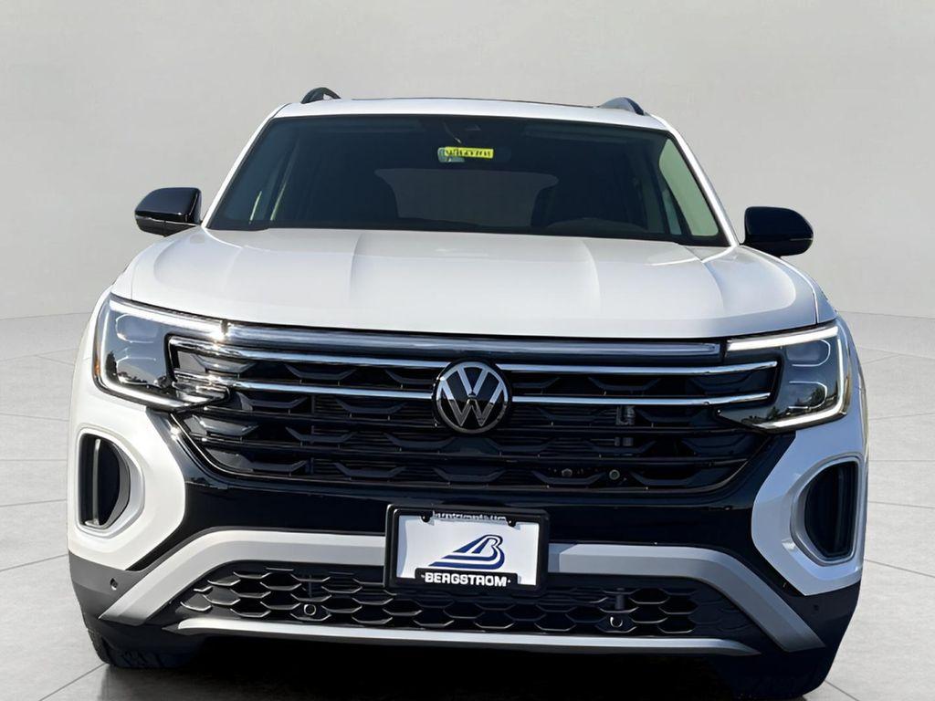 new 2026 Volkswagen Atlas car, priced at $49,862