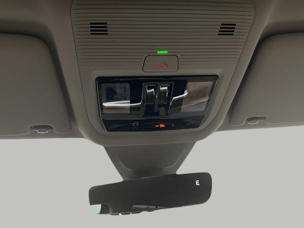 new 2026 Volkswagen Atlas car, priced at $48,621