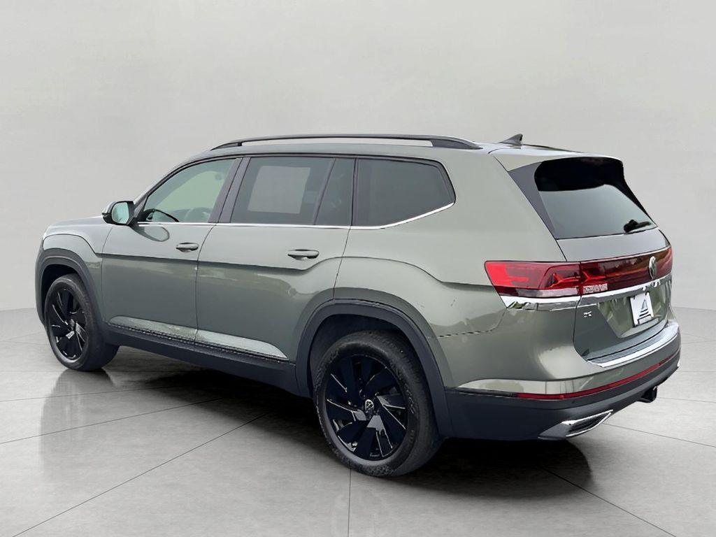 new 2026 Volkswagen Atlas car, priced at $48,621