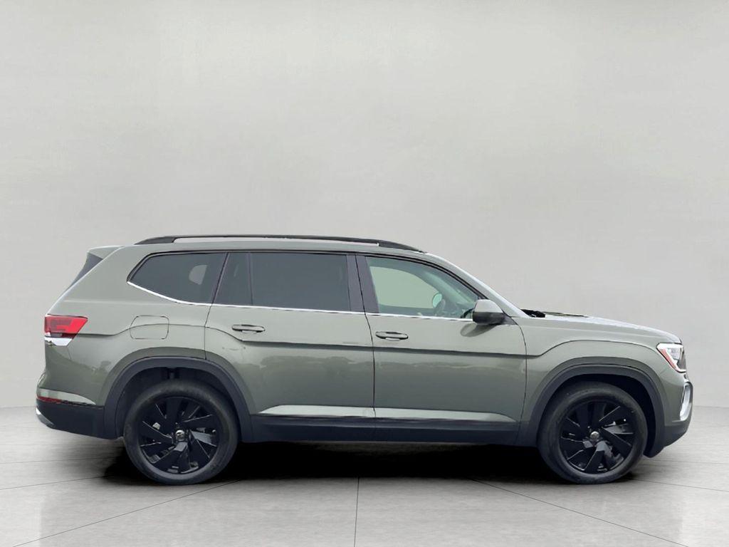 new 2026 Volkswagen Atlas car, priced at $48,621