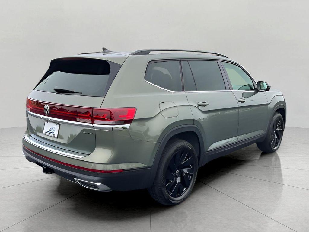 new 2026 Volkswagen Atlas car, priced at $48,621