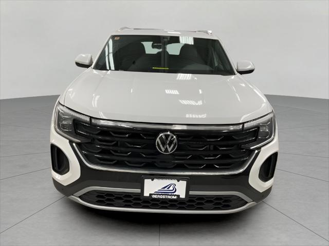 new 2024 Volkswagen Atlas Cross Sport car, priced at $43,535