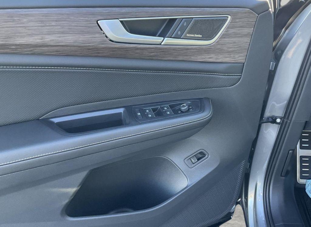 new 2026 Volkswagen Atlas car, priced at $55,779