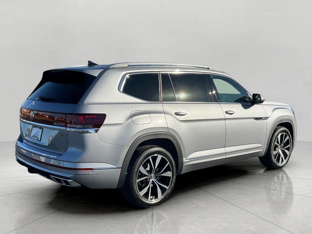new 2026 Volkswagen Atlas car, priced at $55,779