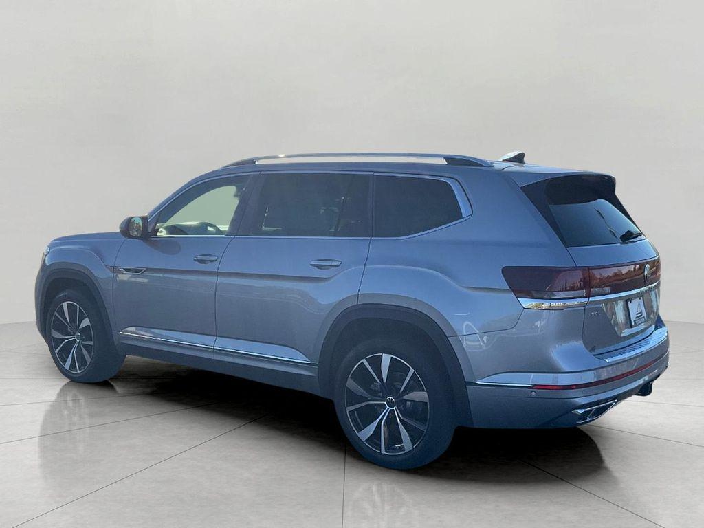 new 2026 Volkswagen Atlas car, priced at $55,779