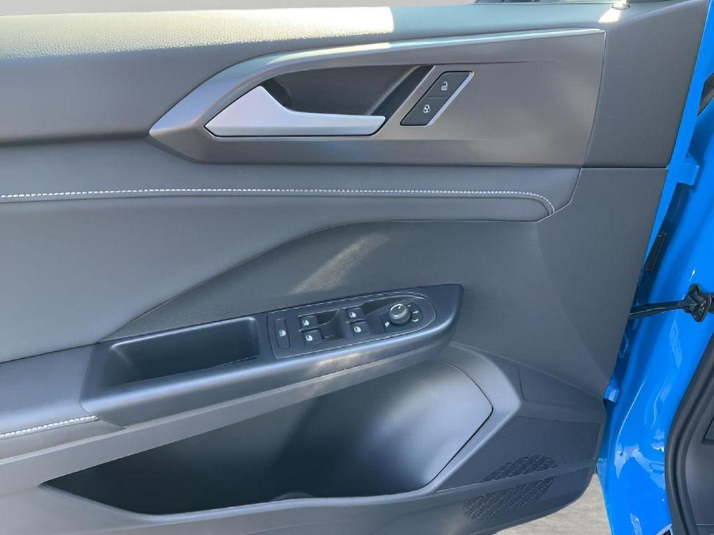 new 2025 Volkswagen Taos car, priced at $34,076