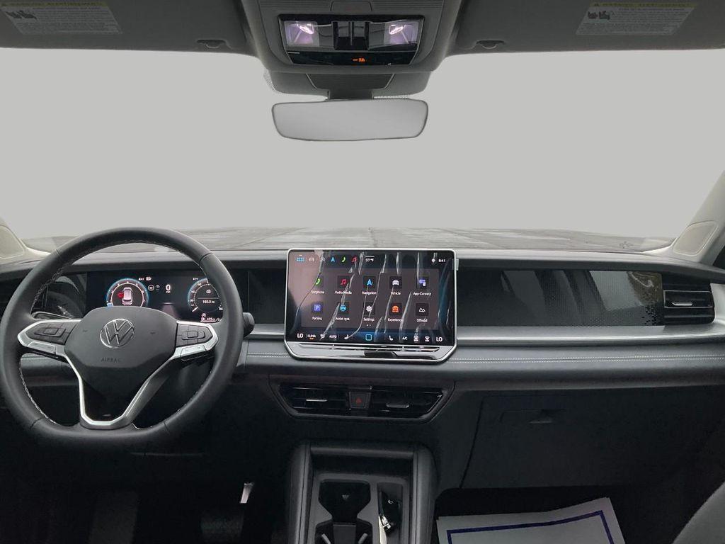 new 2025 Volkswagen Tiguan car, priced at $38,176