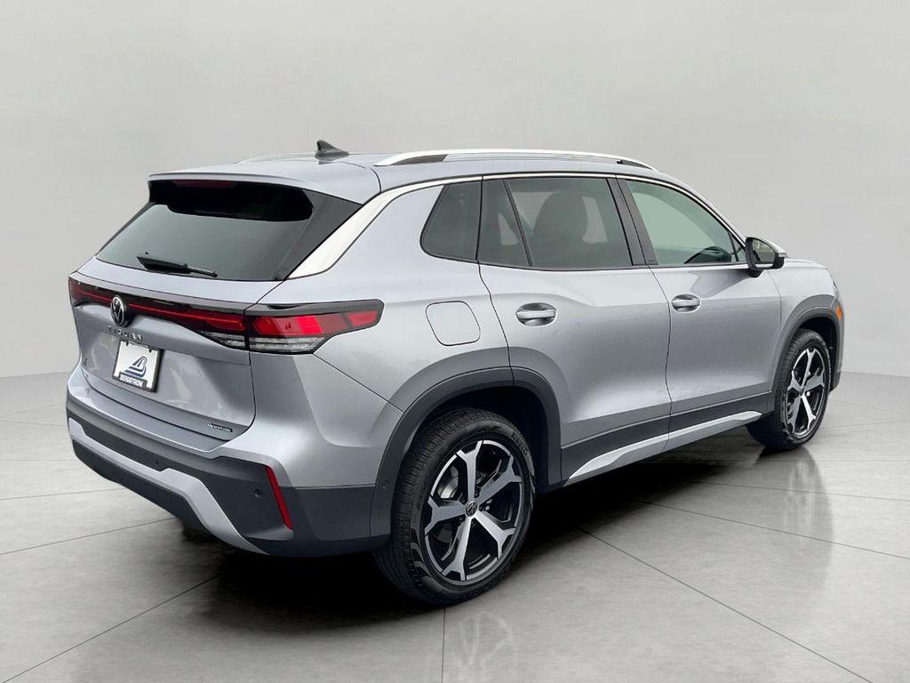 new 2025 Volkswagen Tiguan car, priced at $38,176