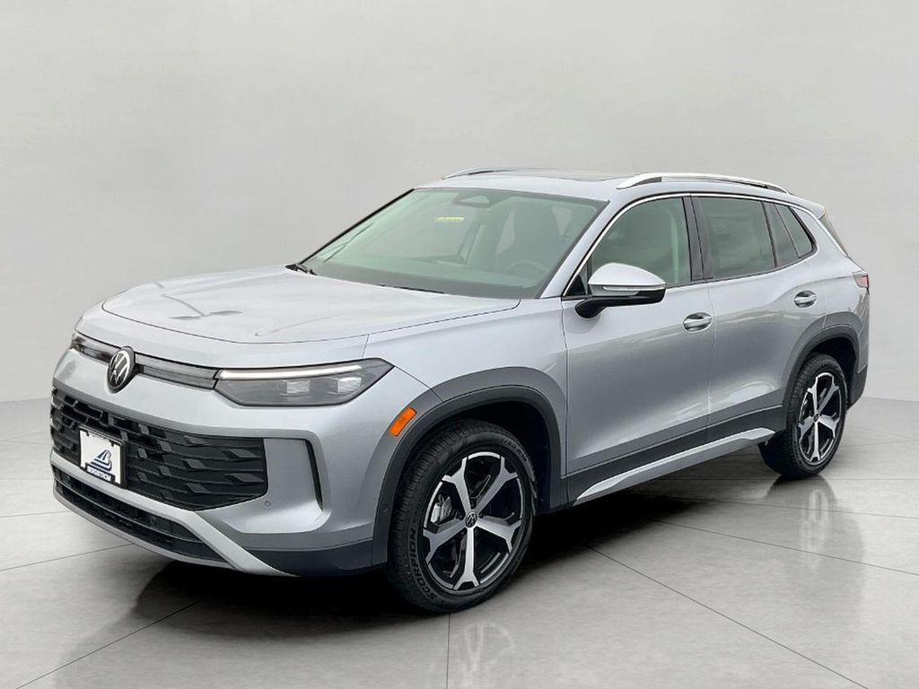 new 2025 Volkswagen Tiguan car, priced at $38,176
