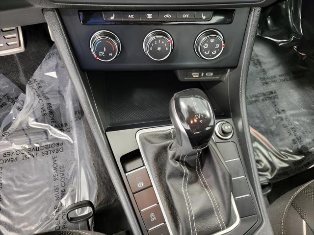 used 2024 Volkswagen Jetta car, priced at $23,374