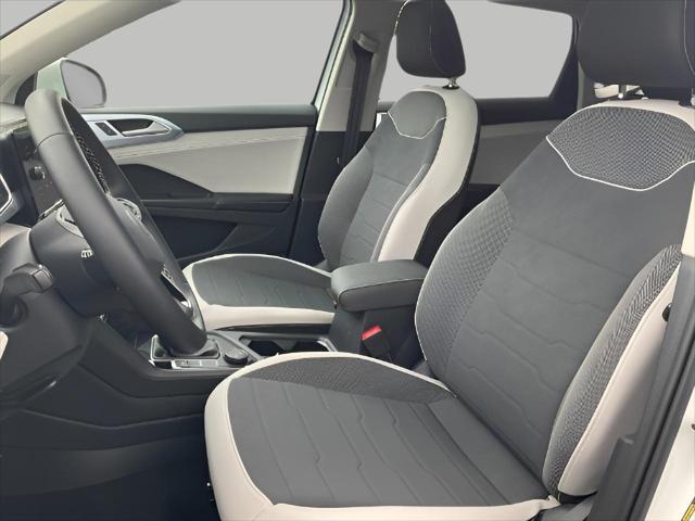 new 2025 Volkswagen Taos car, priced at $32,106