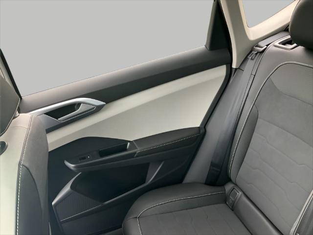 new 2025 Volkswagen Taos car, priced at $32,106