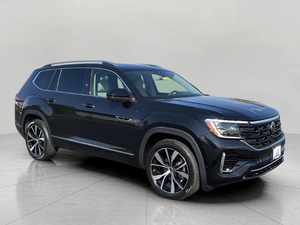 new 2026 Volkswagen Atlas car, priced at $56,216