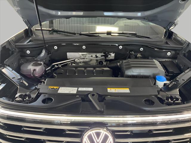new 2025 Volkswagen Atlas car, priced at $50,107