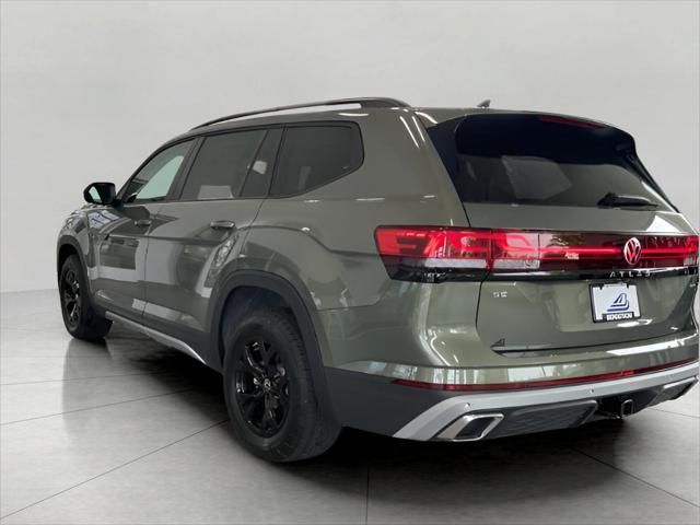 new 2025 Volkswagen Atlas car, priced at $47,906
