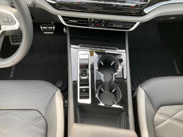 new 2025 Volkswagen Atlas car, priced at $47,906