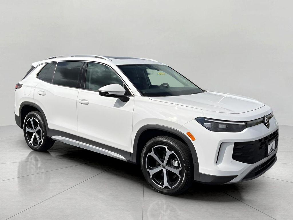 new 2025 Volkswagen Tiguan car, priced at $36,521