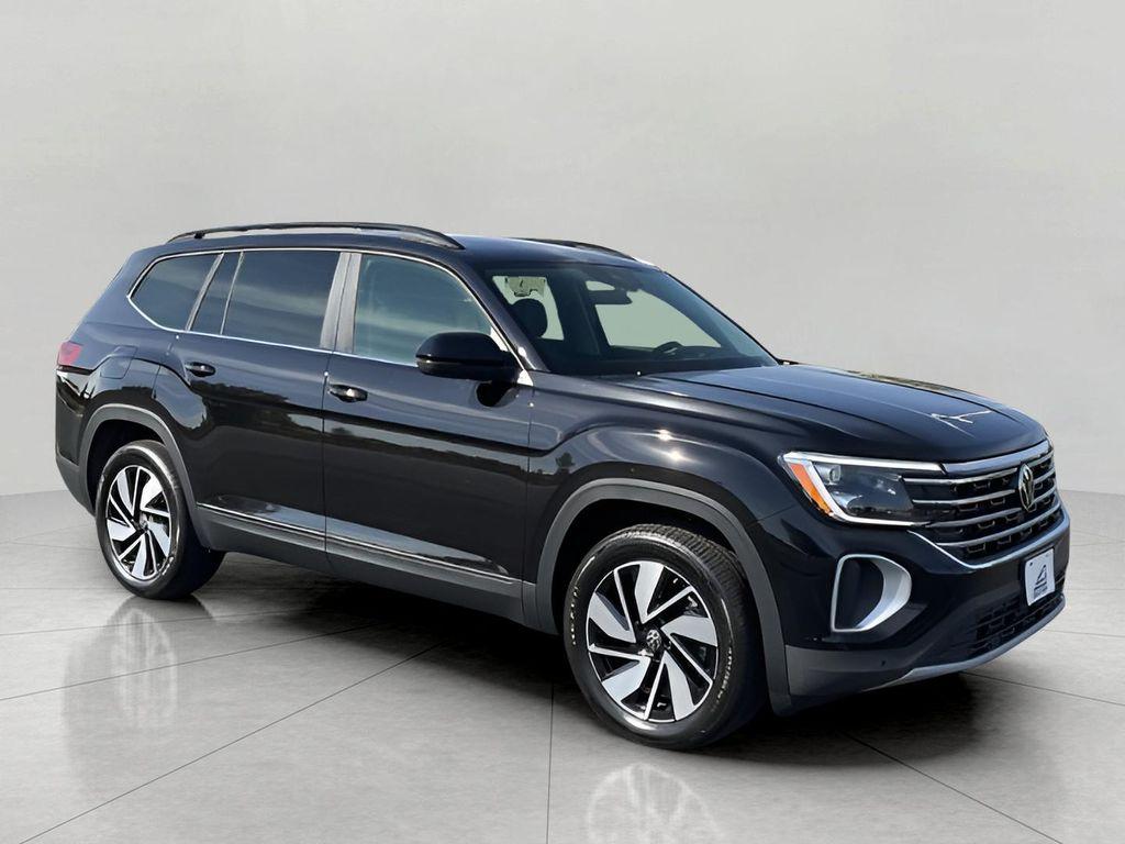 new 2026 Volkswagen Atlas car, priced at $48,108