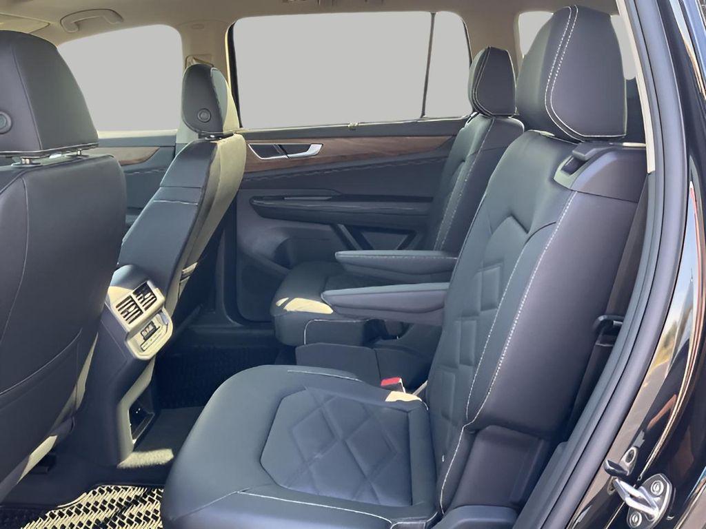 new 2026 Volkswagen Atlas car, priced at $48,108