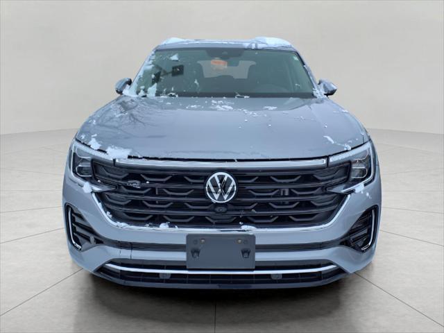 used 2024 Volkswagen Atlas car, priced at $44,550