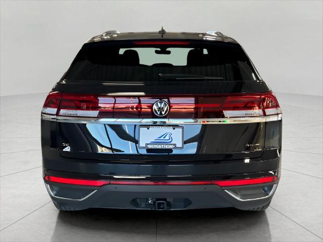 new 2025 Volkswagen Atlas Cross Sport car, priced at $45,551