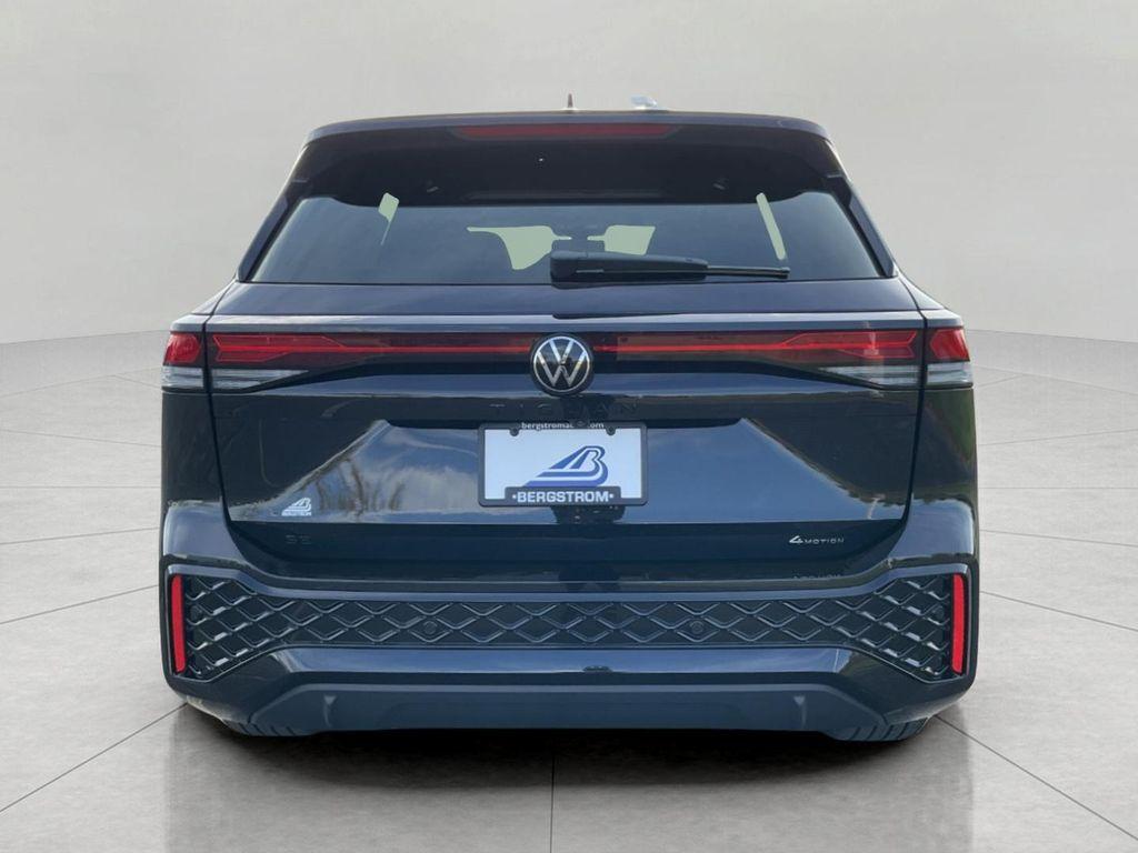 new 2025 Volkswagen Tiguan car, priced at $38,798