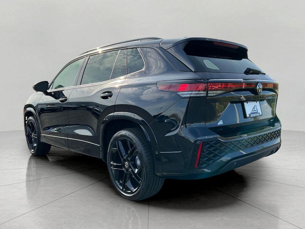 new 2025 Volkswagen Tiguan car, priced at $38,798