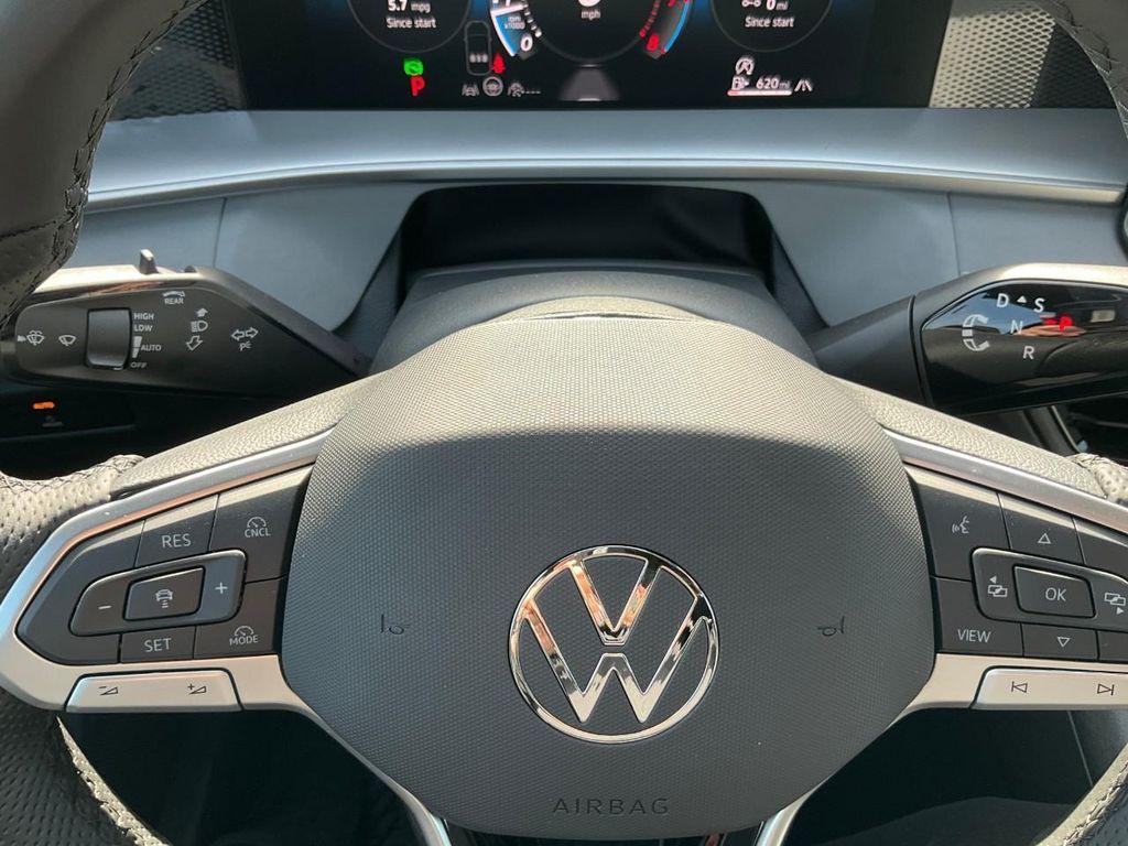 new 2025 Volkswagen Tiguan car, priced at $38,798