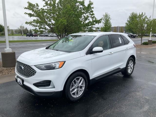 used 2024 Ford Edge car, priced at $25,997