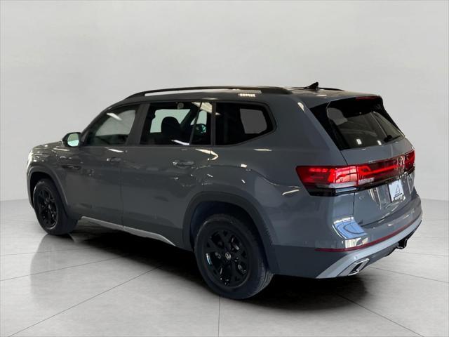 new 2025 Volkswagen Atlas car, priced at $48,439