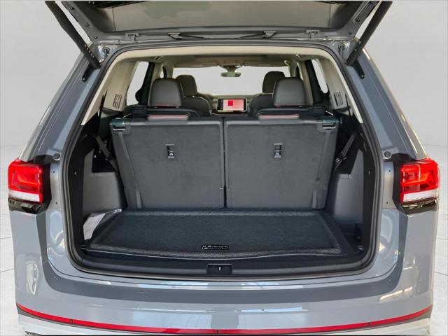 new 2025 Volkswagen Atlas car, priced at $48,439