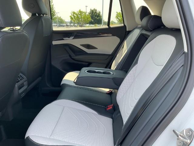 new 2025 Volkswagen Tiguan car, priced at $35,002