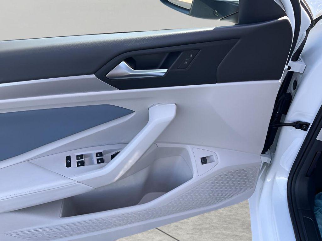 new 2025 Volkswagen Jetta car, priced at $28,223