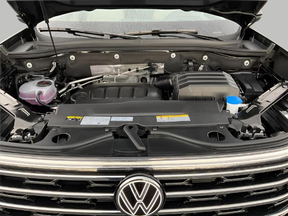 new 2024 Volkswagen Atlas car, priced at $49,161