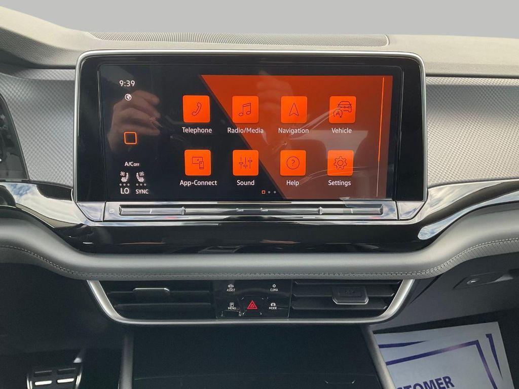 new 2026 Volkswagen Atlas car, priced at $49,264