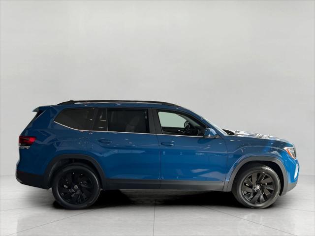 new 2025 Volkswagen Atlas car, priced at $45,443