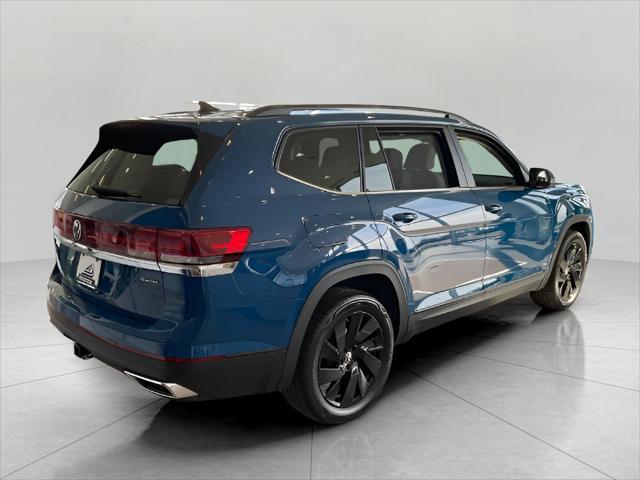 new 2025 Volkswagen Atlas car, priced at $45,443