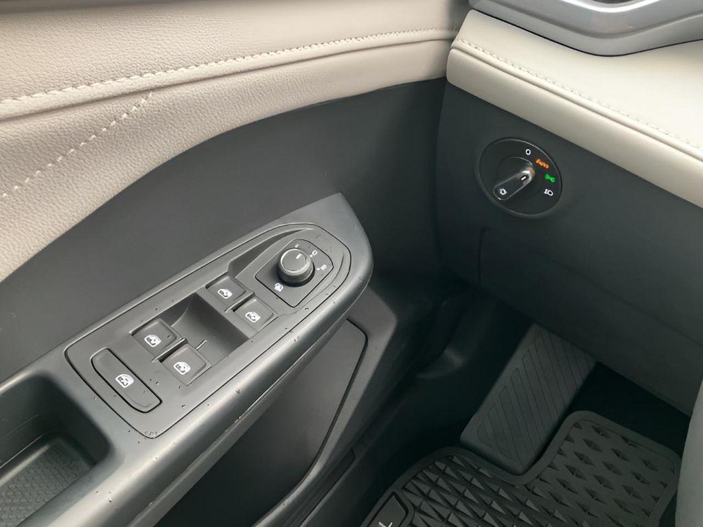 new 2025 Volkswagen Taos car, priced at $35,715