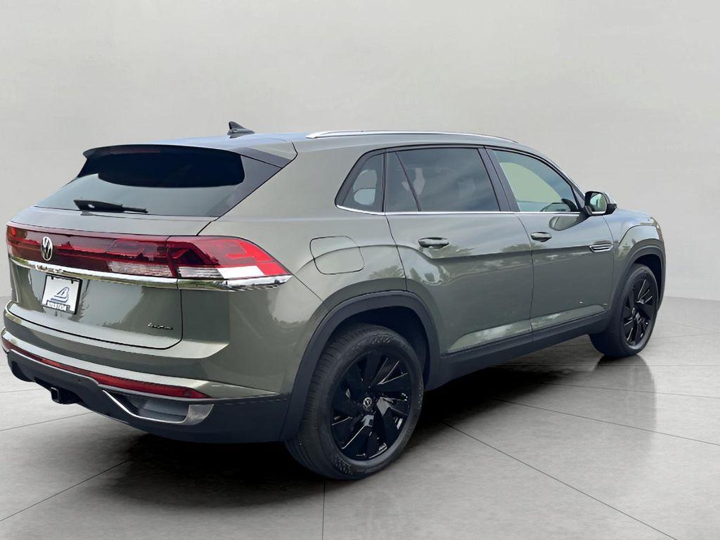 new 2025 Volkswagen Atlas Cross Sport car, priced at $44,101