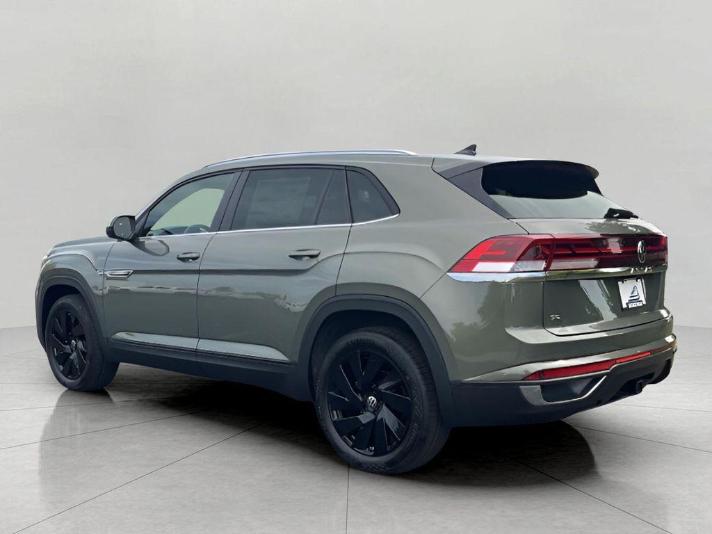 new 2025 Volkswagen Atlas Cross Sport car, priced at $44,101