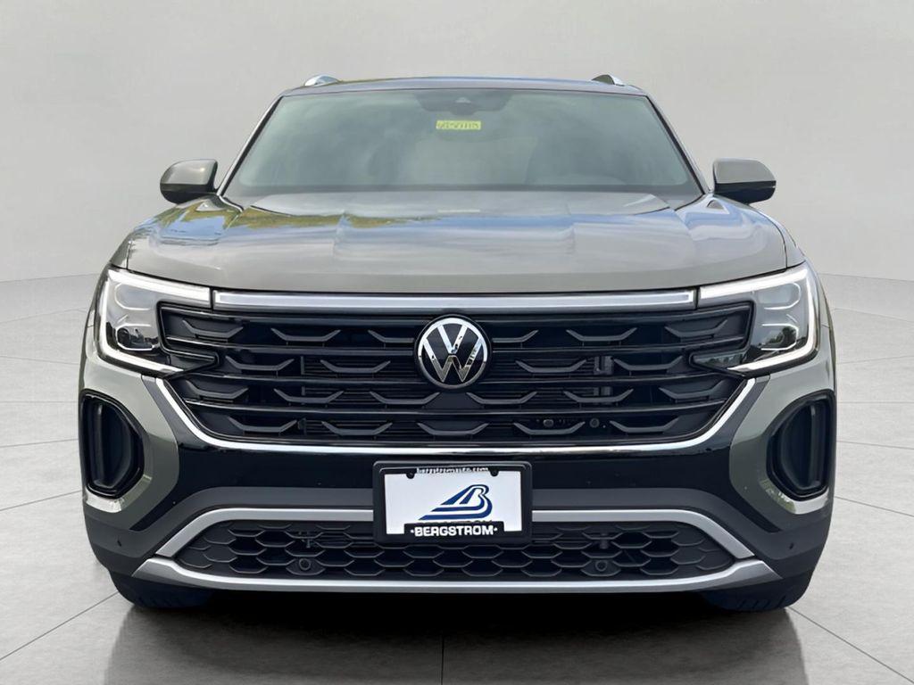 new 2025 Volkswagen Atlas Cross Sport car, priced at $44,101