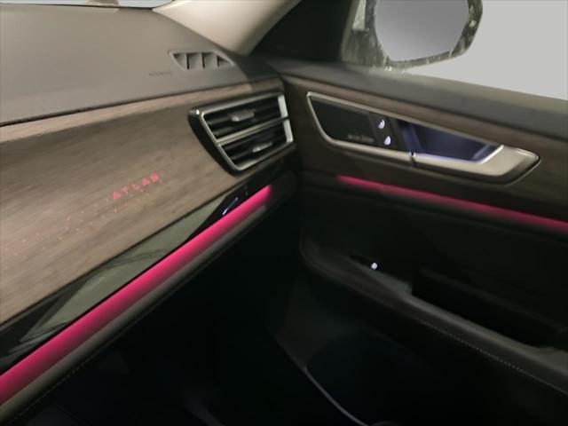 new 2025 Volkswagen Atlas car, priced at $55,212