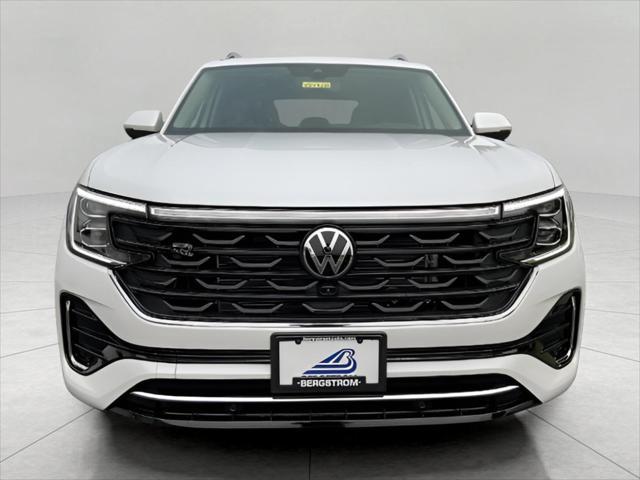 new 2025 Volkswagen Atlas car, priced at $55,212