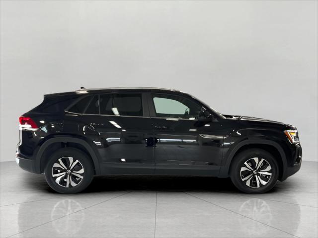 new 2025 Volkswagen Atlas Cross Sport car, priced at $40,134