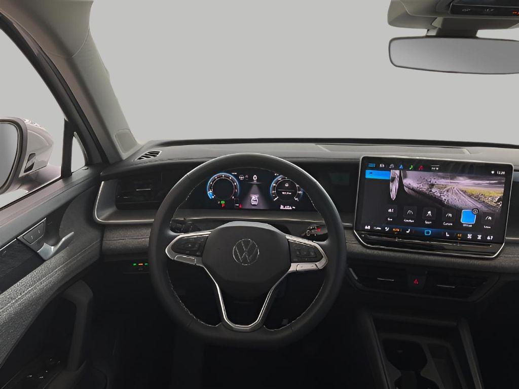 new 2025 Volkswagen Tiguan car, priced at $32,225