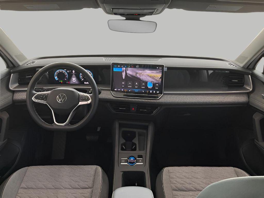 new 2025 Volkswagen Tiguan car, priced at $32,225
