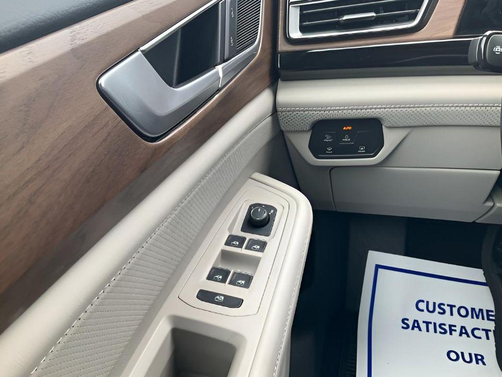 new 2026 Volkswagen Atlas car, priced at $38,811