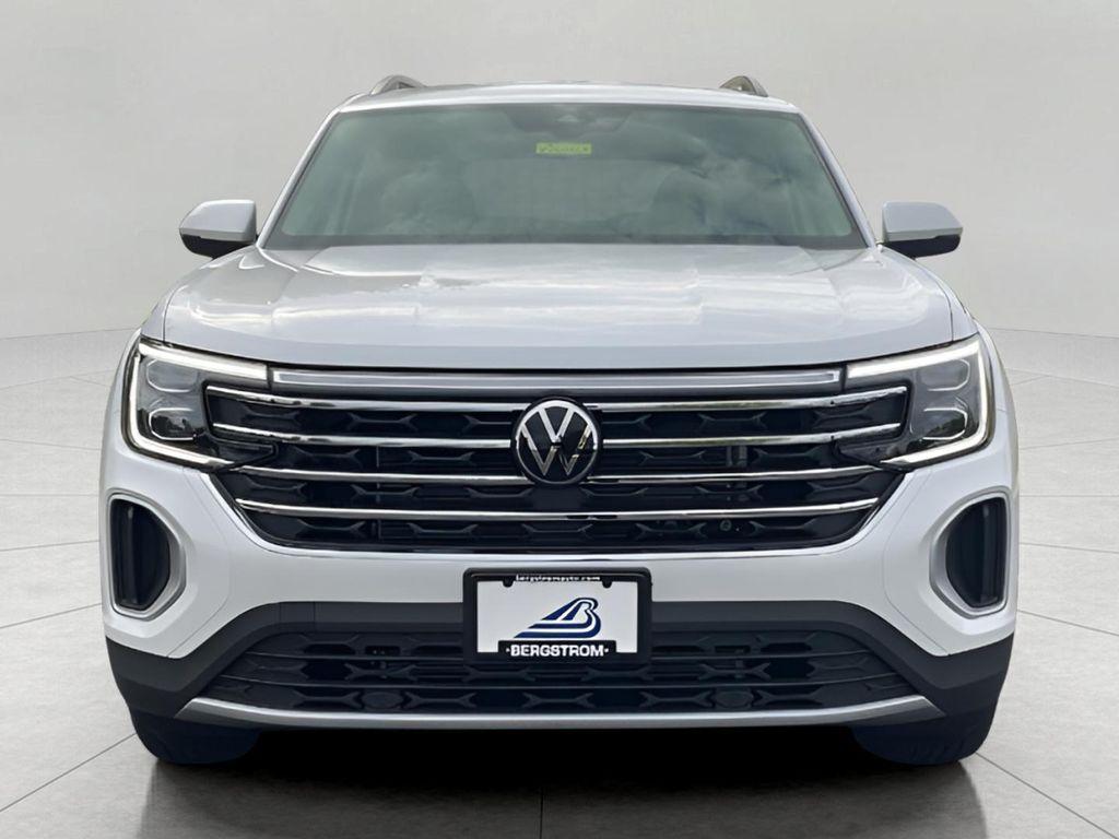 new 2026 Volkswagen Atlas car, priced at $38,811